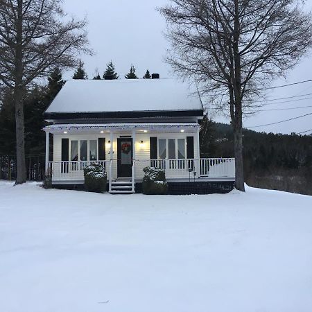 Gite De La Colline Baie-Sainte-Catherine Bagian luar foto