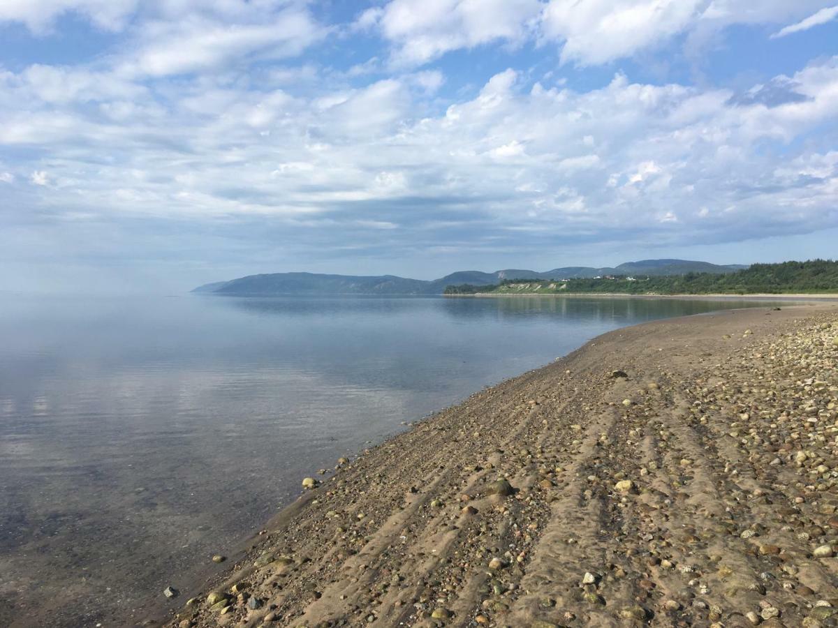 Gite De La Colline Baie-Sainte-Catherine Bagian luar foto